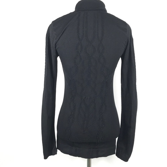 Zella Athletic long sleeve black top size small - Picture 4 of 6